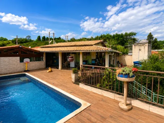 Chácara em Piedade SP | 6.000 m² | Piscina + Nascente | R$ 500 Mil