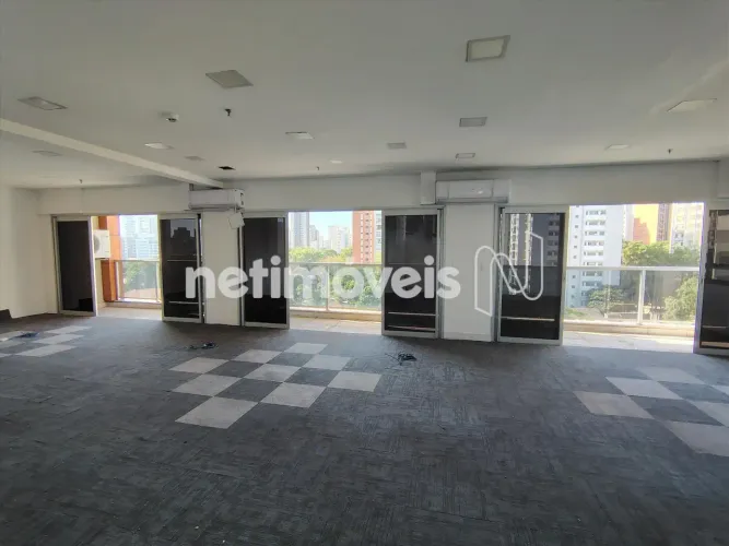 Conjunto de Salas / Meia Laje Comercial para Locação com 137m²; no Total no Brooklin
