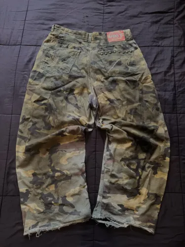 piet camo destressed
