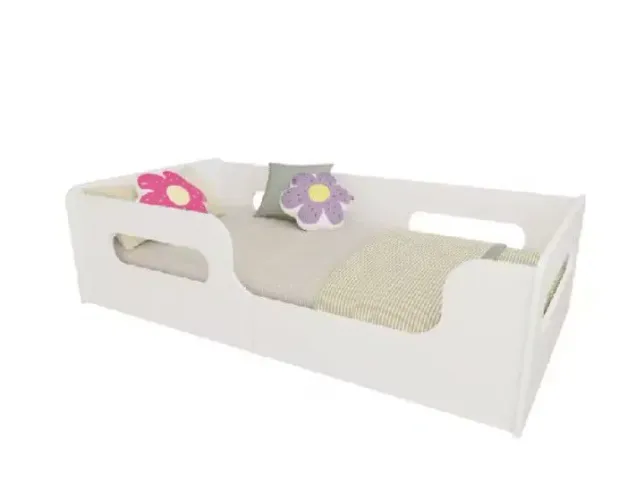 Cama Infantil Com Colchão Estilo Montessoriana nova