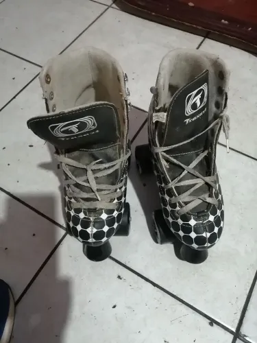 Patins traxart usado 37