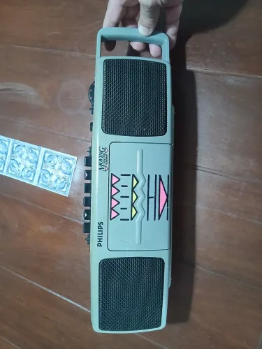Radio Philips Moving Sound. BERLIN.