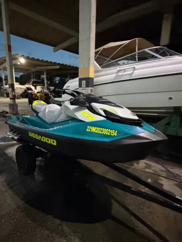 Jet ski seadoo Gti 170