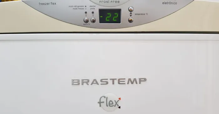 Freezer Brastemp Flex BVR28 Frost Free - 228L (Impecável por dentro!)