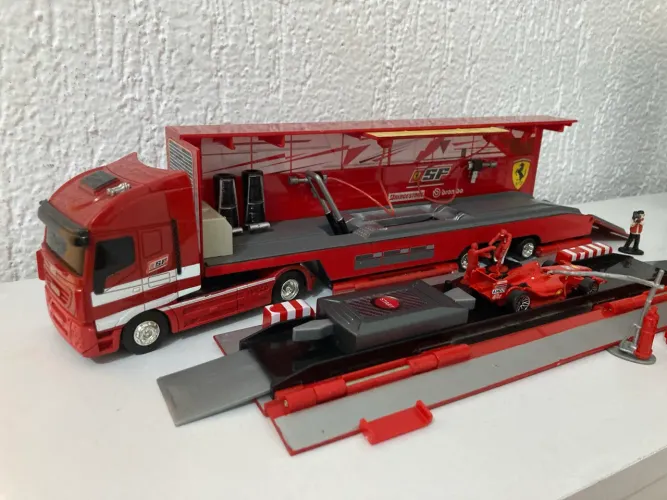 HOT WHEELS FERRARI TEAM TRANSPORT COMPLETO RARO