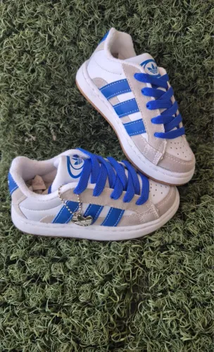 Adidas infantil 