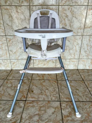 CADEIRA DE ALIMENTAÇÃO PARA BEBÊ PORTÁTIL