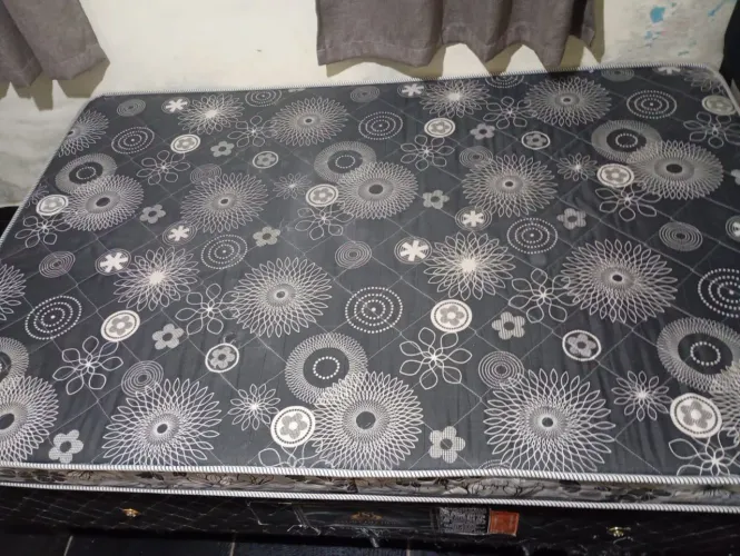 Cama box viúva