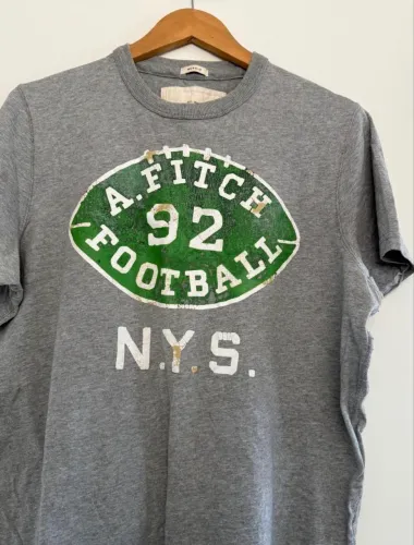 Camiseta Abercrombie & Fitch