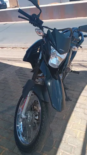 Honda Bros 160 2023/2024 preta