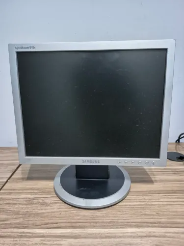 Monitor Samsung Syncmaster 540N 15"