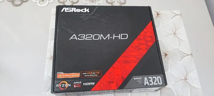 Placa-mãe ASRock A320M-HD - AM4 DDR4