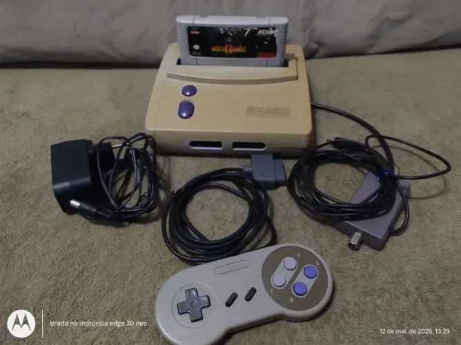 Super Nintendo baby completo funcionando perfeitamente