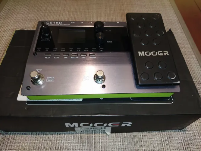Pedaleira Mooer GE 150