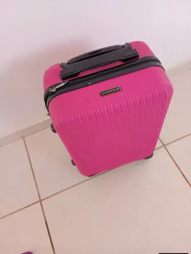 Mala rosa tamanho médio 10k