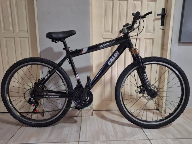 Bicicleta aro 26, freio a disco (entrego)