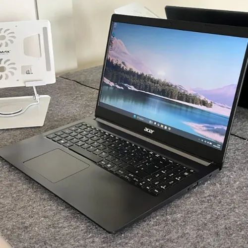 Notebook Acer, i5 de 10ª, 8gb de RAM, 256 de SSD e tela de 15 polegadas