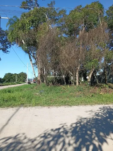 Terrenos à Venda no Parque Pontal Itapoá/SC