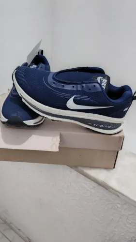 Vendo tênis feminino e masculino do 35 ao 45 