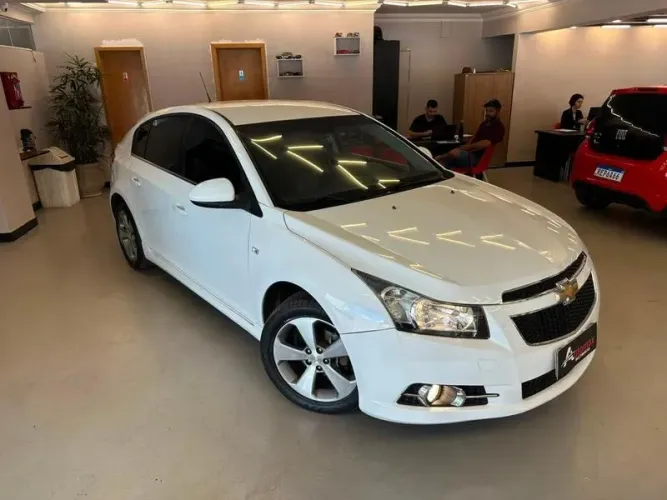 Chevrolet Cruze HB Sport LT 1.8 16V Flexp. 5P AUT 2014