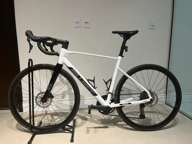 Bicicleta Swift Enduravox Comp | Shimano CUES | Freios Hidráulicos | Excelente Estado |