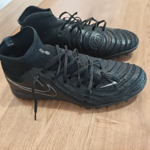 Chuteira Nike React Phantom Luna 2 Elite Society - Preto/Branc