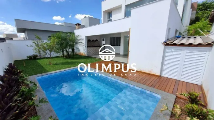 Excelente casa em condomínio com ótima localização na Zona Sul