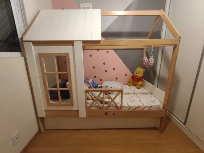  Cama infantil casinha 