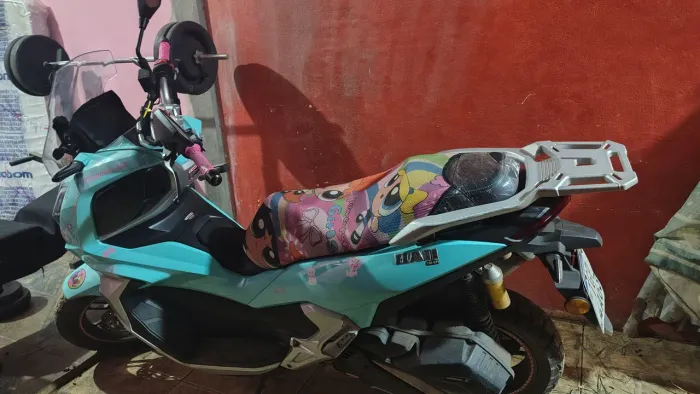 Vendo uma moto