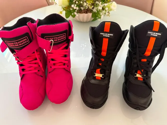 2 Botas de Treino Cheia de Marra