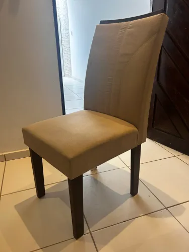 4 Cadeiras para mesa