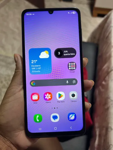 Celular novo, com nota fiscal na garantia de 1 ano 