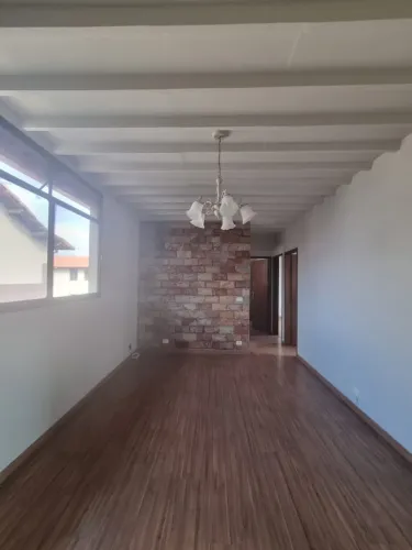 Apartamento com 3 quartos para alugar em Contagem