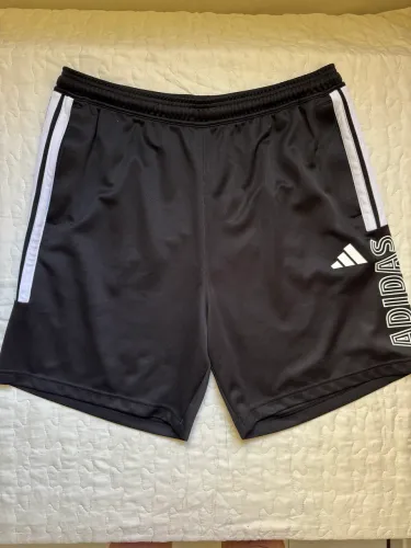 Bermuda adidas 