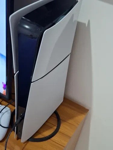 PlayStation 5 digital 1TB novinho