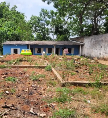 Terreno em condomínio fechado com 800m² - Arniqueiras