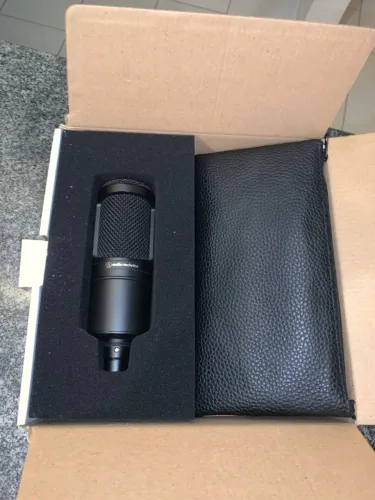 Microfone Audio-Technica AT2020 Original - Usado em Excelente Estado