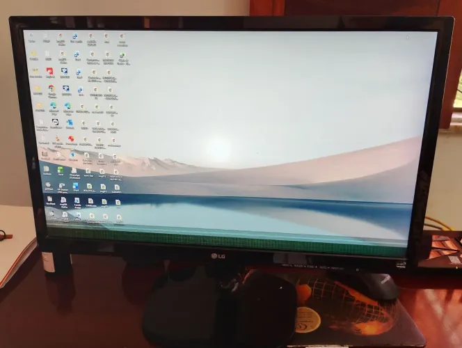 Monitor 23 polegadas LG usado