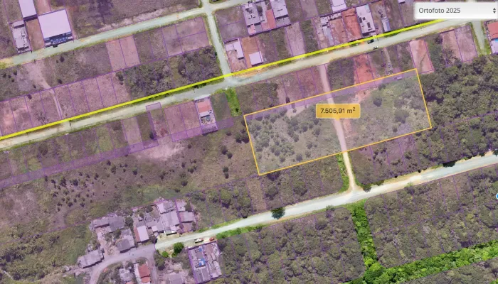 Ótimo terreno de 7.500m2 em Piçarras
