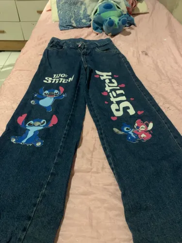Calça do Stitch