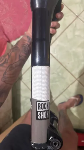 Suspensão Rockshox boxer downhill