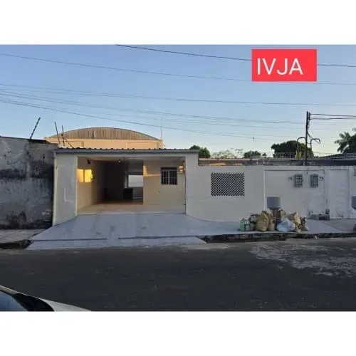Casa Mobiliada com 200m2T no Conj. Campos Elíseos, próximo da Academia Top Life