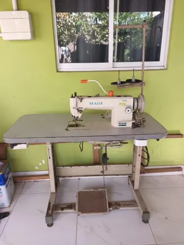 Máquina Transporte Duplo, uma agulha.