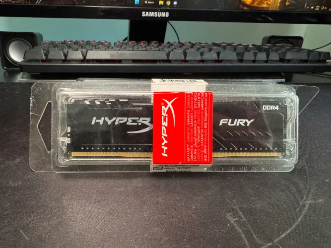 2x Memórias RAM HyperX 8GB 2666Mhz (Total 16GB)