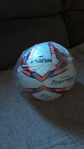 Bola de futsal nova
