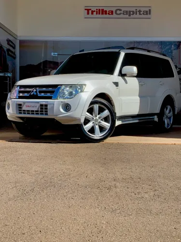 Mitsubishi Pajero HPE Full 3.2 4X4 T.i.dies. 5P AUT 2014