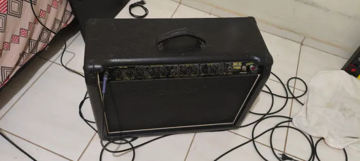 Amplificador Meteoro MCK 200