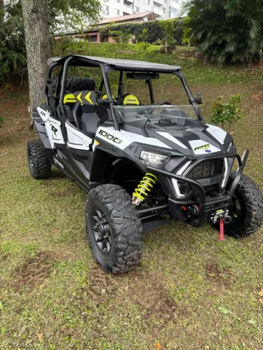 UTV Polaris 4 lugares RZR 1000cc ano 2021
