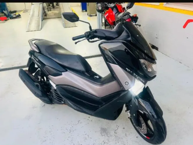 N-Max 2018 muito conservada