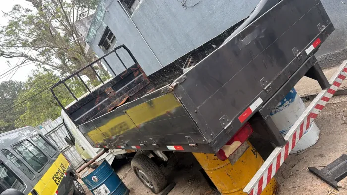 Vende se carroceria Sprinter Master Iveco